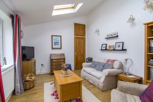 Photo 19- click for photo gallery